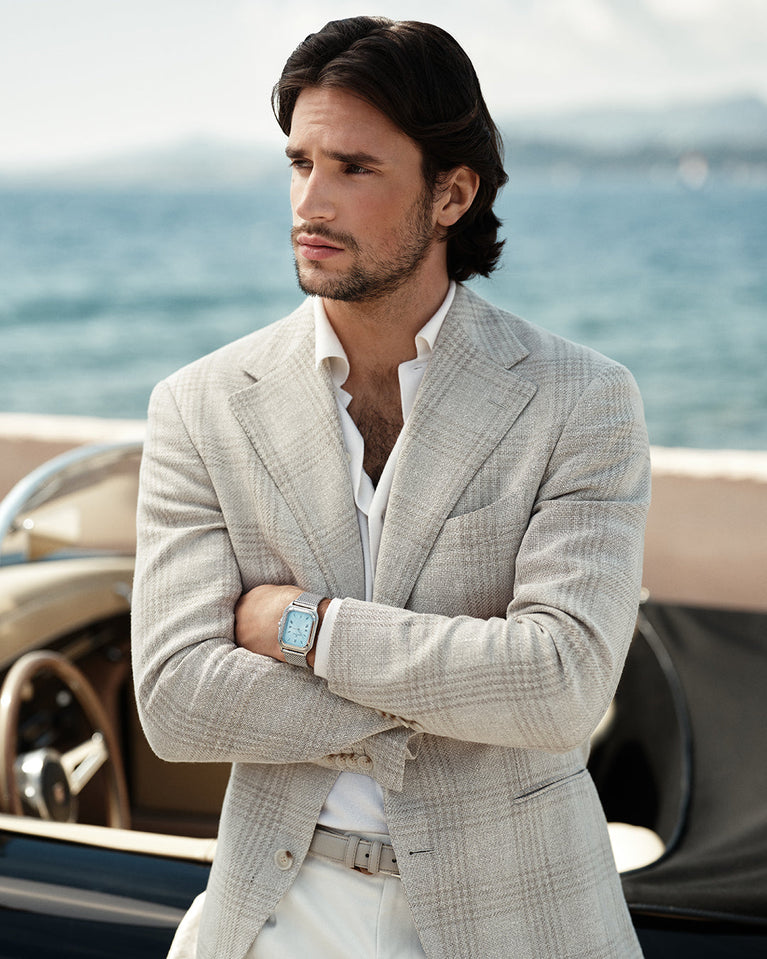  A square mens watch in silver from Waldor & Co. with light blue dial. Seiko movement. The model is Montel 40 Camogli.